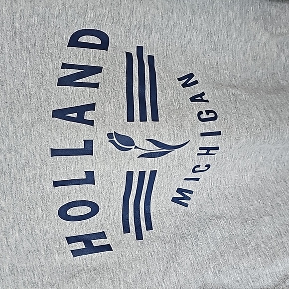 Holland Michigan crew neck sweater, like new, Size small, Heather gray - Picture 2 of 3
